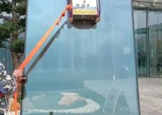 赤峰市玻璃吊裝廠家電話號碼