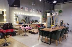 赤峰名揚(yáng)理發(fā)店電話號碼多少