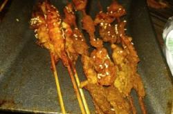 赤峰花鄉(xiāng)谷燒烤店電話地址查詢