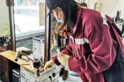 赤峰市錦山燙發(fā)店電話號碼