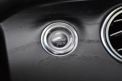 赤峰奔馳4s店電話地址查詢