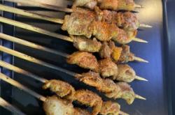 赤峰小板凳燒烤店電話(huà)地址查詢(xún)