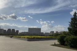 赤峰龍騰國(guó)際商業(yè)廣場(chǎng)地址