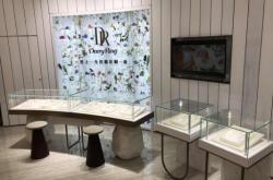 赤峰萬悅城耐克女鞋店電話號碼