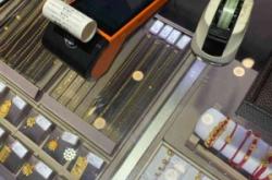 赤峰萬達(dá)六福店電話號碼