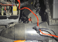 赤峰收汽車電瓶的電話是多少號(hào)