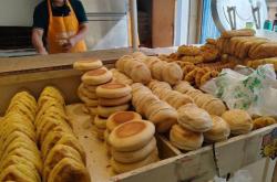 赤峰餡餅華興樓店電話多少