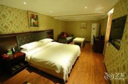 赤峰市中天假日酒店電話號(hào)碼