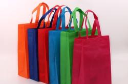 赤峰服裝袋批發(fā)廠家電話號碼