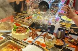 赤峰炸串小酒館地址電話號碼