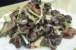 赤峰美食小館電話多少號(hào)啊