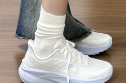 赤峰店安踏運動鞋電話地址查詢