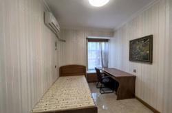 赤峰萬達(dá)洗鞋店地址電話號碼