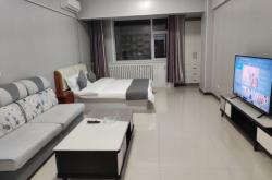 赤峰宇航民宿電話多少啊