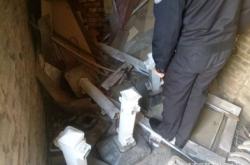 赤峰發(fā)動機(jī)底盤清洗店電話號碼