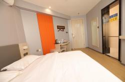 赤峰紅山燙染店電話號碼多少