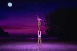 赤峰雜技團聯(lián)系方式電話號碼