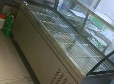 赤峰二手服裝展柜市場電話號碼