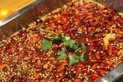 赤峰草原興發(fā)火鍋店電話號碼