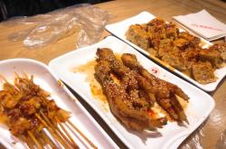 維多利面食赤峰店電話多少號