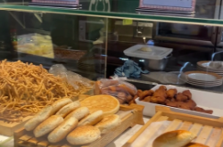 赤峰旗縣探店美食店電話號碼