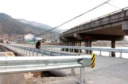 赤峰農(nóng)村公路護欄廠家電話號碼