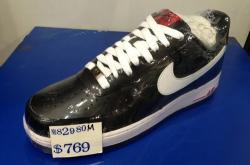 赤峰耐克男鞋專賣店電話號碼