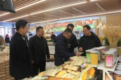 赤峰市東糧商貿(mào)公司電話號碼