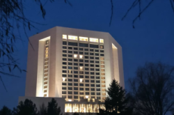 赤峰市玉龍駕校電話號(hào)碼查詢