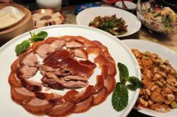 赤峰孫記酒館電話多少啊