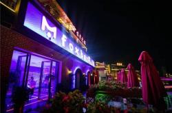 赤峰迪廳步行街電話多少號(hào)