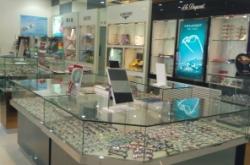 赤峰光明眼鏡店電話(huà)號(hào)碼查詢(xún)