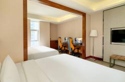 赤峰敖漢電競酒店電話地址是多少