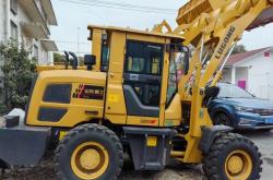 赤峰二手舊鏟車轉(zhuǎn)讓電話號(hào)碼