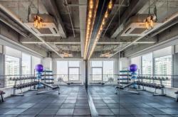 赤峰市愛尚壽司電話地址查詢