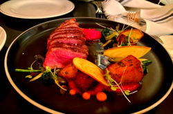 赤峰美食蒙特利亞店電話(huà)號(hào)碼