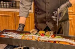 赤峰小秦帶魚店電話多少號