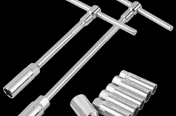 赤峰汽修換膠套的地方電話號(hào)碼