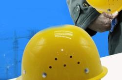 赤峰賣(mài)汽油桶的電話(huà)地址查詢(xún)