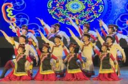 赤峰蒙族寫(xiě)真團(tuán)購(gòu)電話號(hào)碼查詢