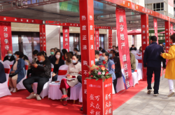 赤峰榮耀客服電話號(hào)碼是多少號(hào)