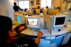 赤峰掃黃舉報(bào)電話多少啊