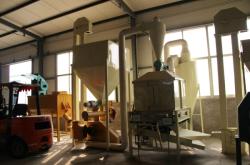 赤峰牛骨粉飼料廠家電話號(hào)碼