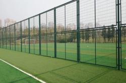 赤峰藍(lán)山庭苑籃球場電話號碼