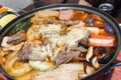 赤峰美團(tuán)炸雞電話地址是多少號