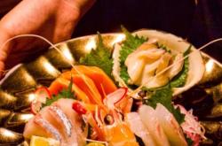 赤峰街邊小酒館電話多少號