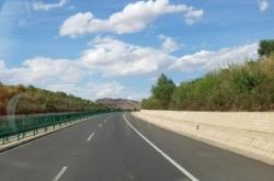 赤峰松山區(qū)騰達(dá)物流電話(huà)是多少