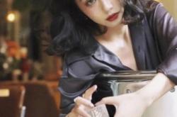 赤峰美創(chuàng)燙發(fā)電話多少號(hào)