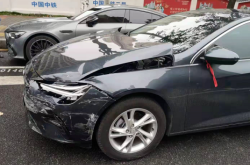 赤峰志剛汽修店電話號碼查詢