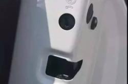 赤峰車門修復(fù)電話地址是多少號